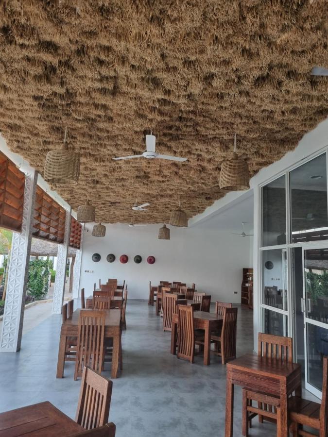 Mafia Dream Hotel Kilindoni Bagian luar foto