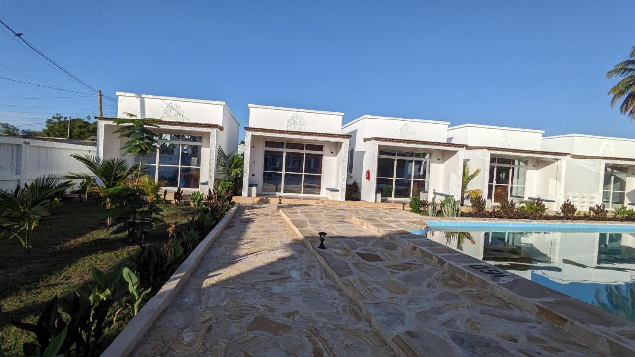 Mafia Dream Hotel Kilindoni Bagian luar foto