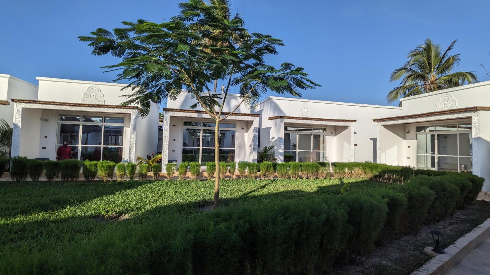 Mafia Dream Hotel Kilindoni Bagian luar foto