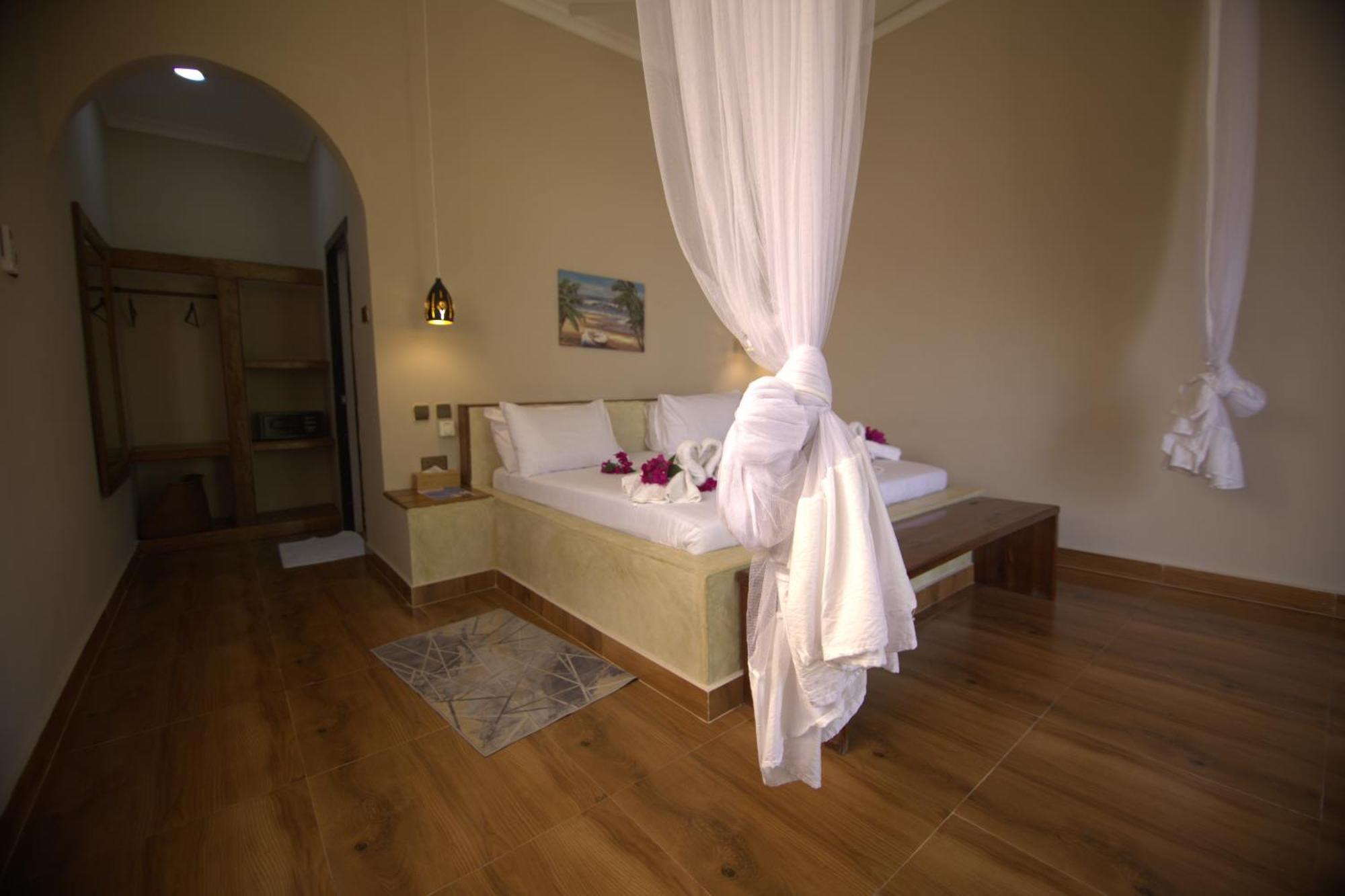 Mafia Dream Hotel Kilindoni Bagian luar foto